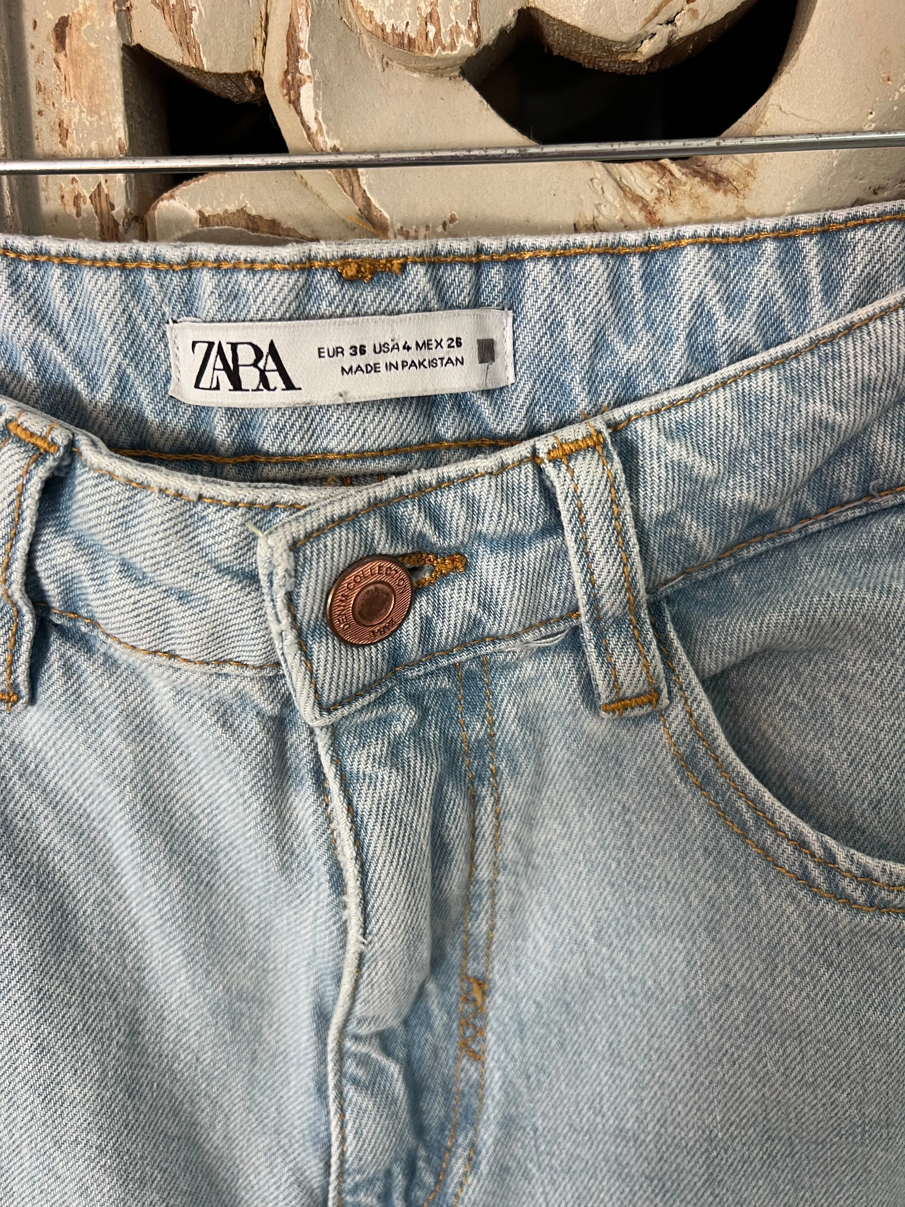 ZARA Jeans Size 4 (RESTYLE)