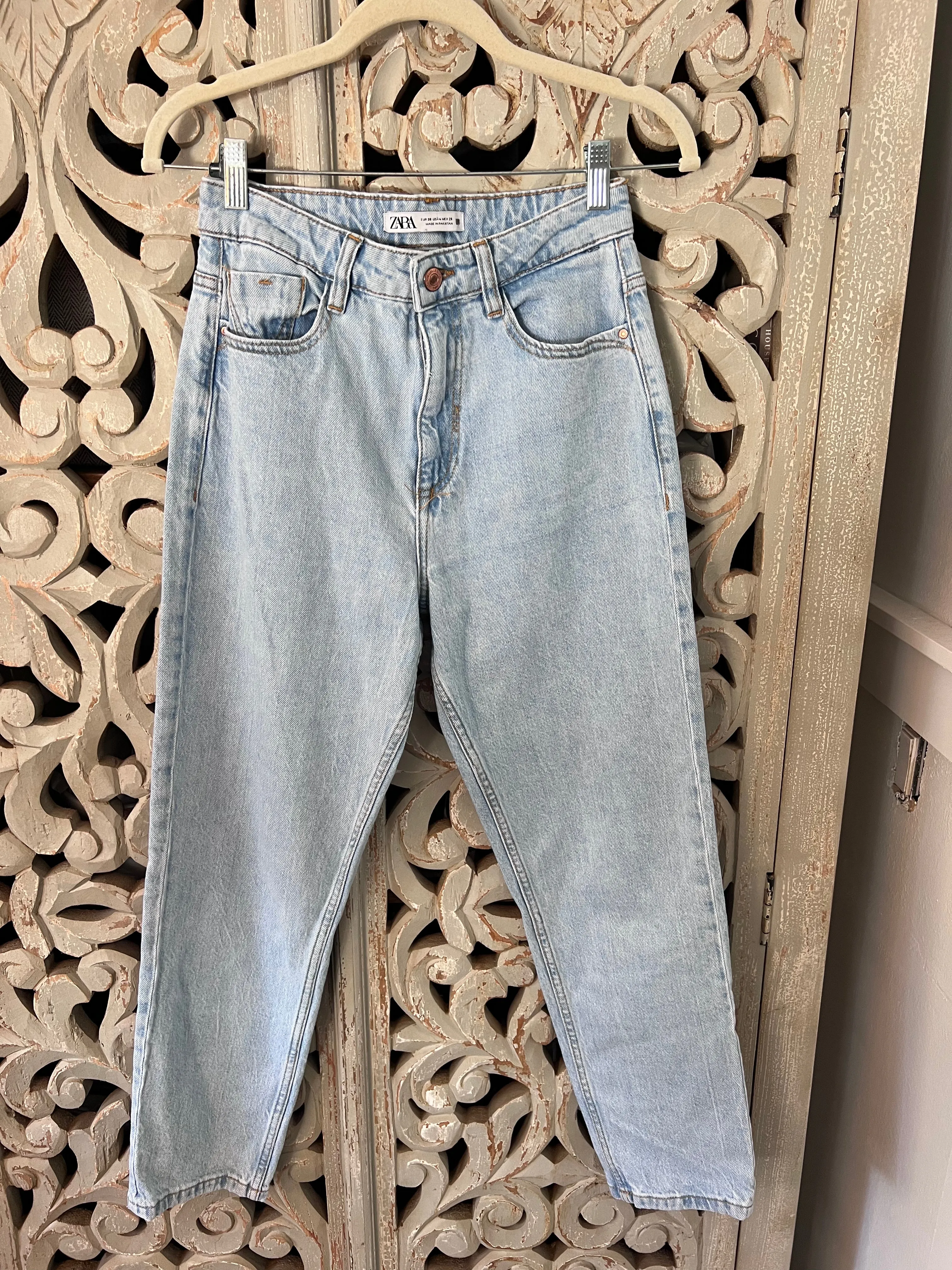 ZARA Jeans Size 4 (RESTYLE)