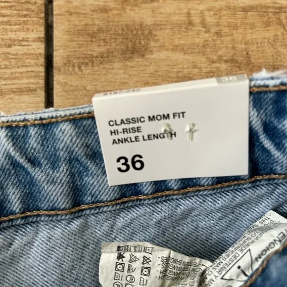 Zara jeans