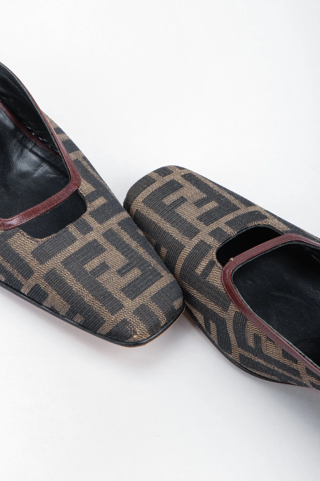 Zucca Mule Heels