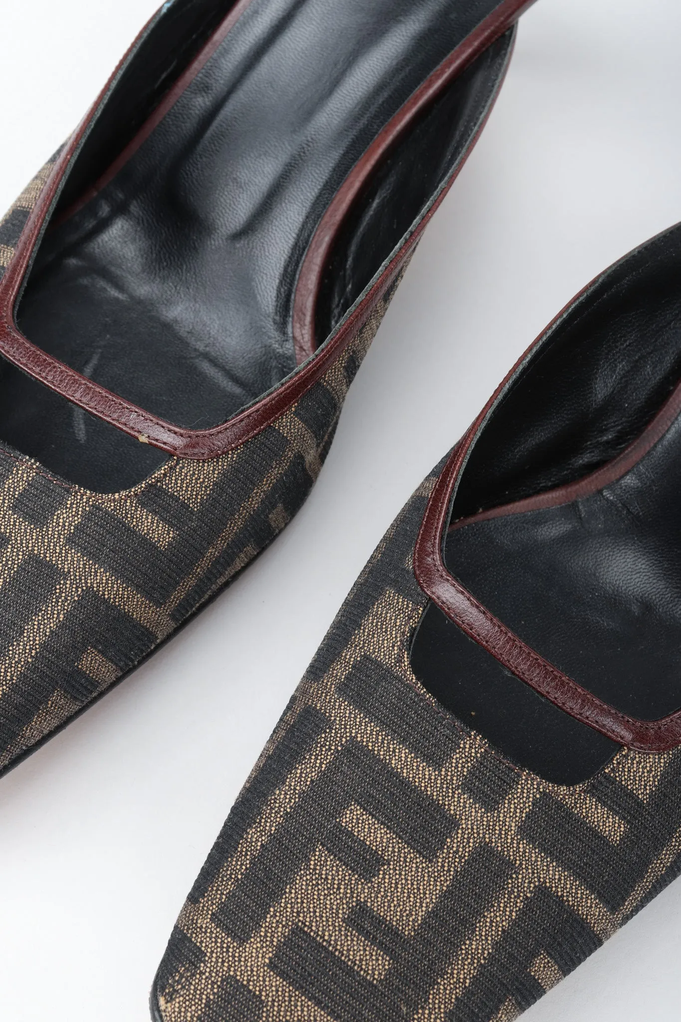 Zucca Mule Heels